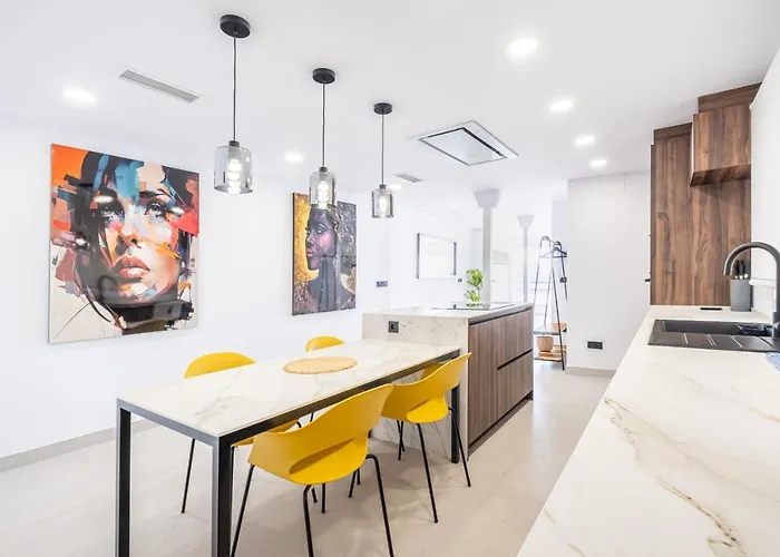 Lux Center 5 * 베니돔